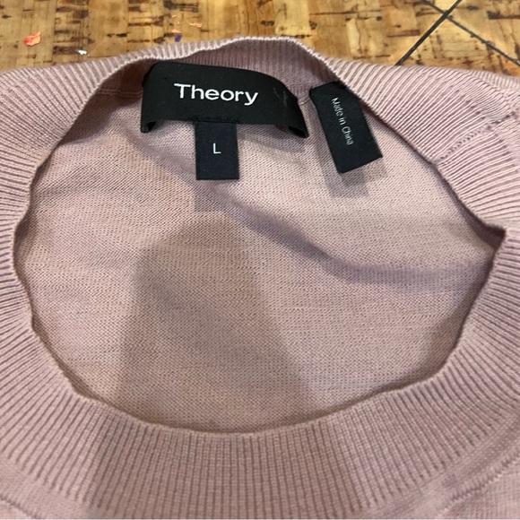 Theory Merino Wool Sweater - Pink - Medium - Picture 2 of 4